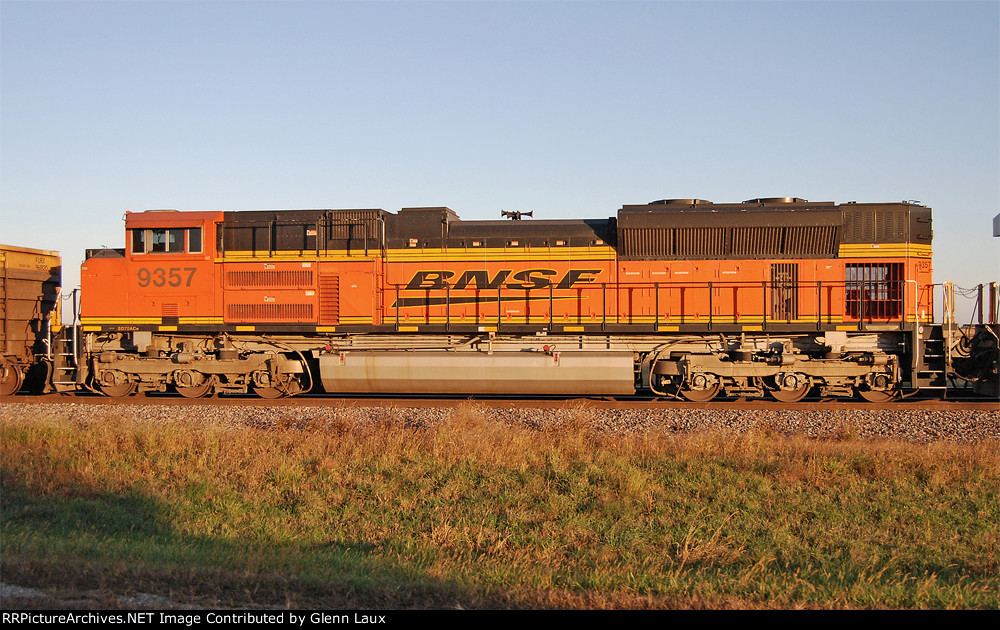 BNSF 9357